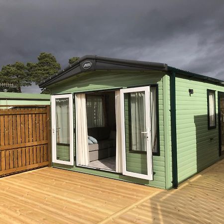 Luxury 2 Bedroom Caravan In Stunning Location Питлохри Екстериор снимка